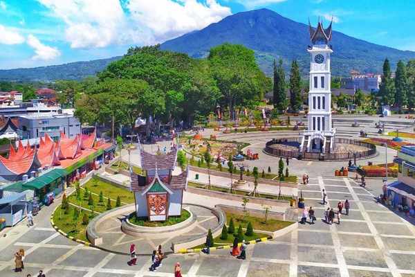 Sewa kereta dan van di Padang Bukittinggi